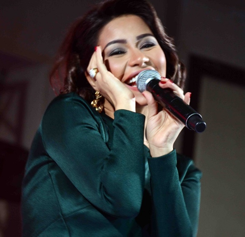 في أول تصريحاتها بعد التراجع عن الاعتزال.. شيرين عبد الوهاب تفتح النار وترد بقوة